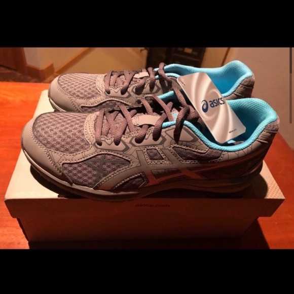 NWT Asics Endurant running shoes - Picture 3 of 5